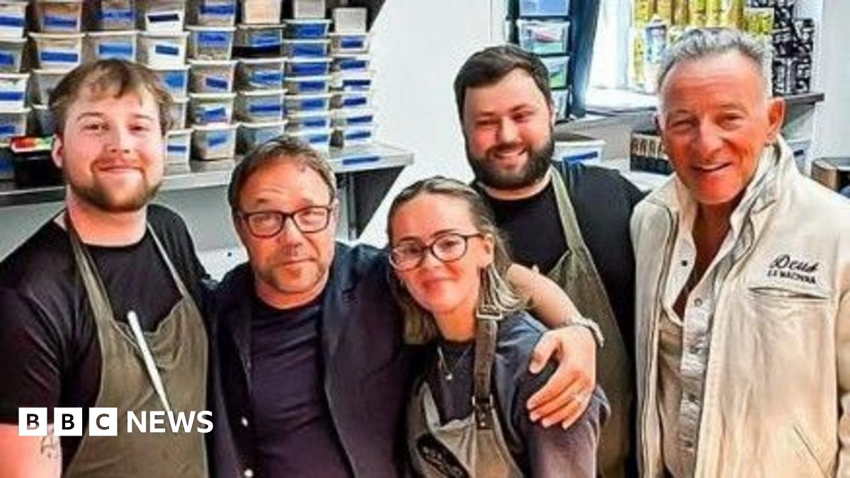 Bruce Springsteen and Steven Graham in surprise Kirkburton trip