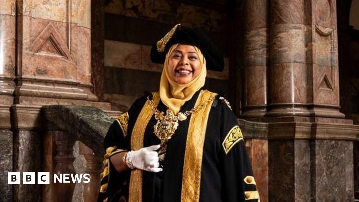 Sheffield names first black, hijab-wearing Lord Mayor