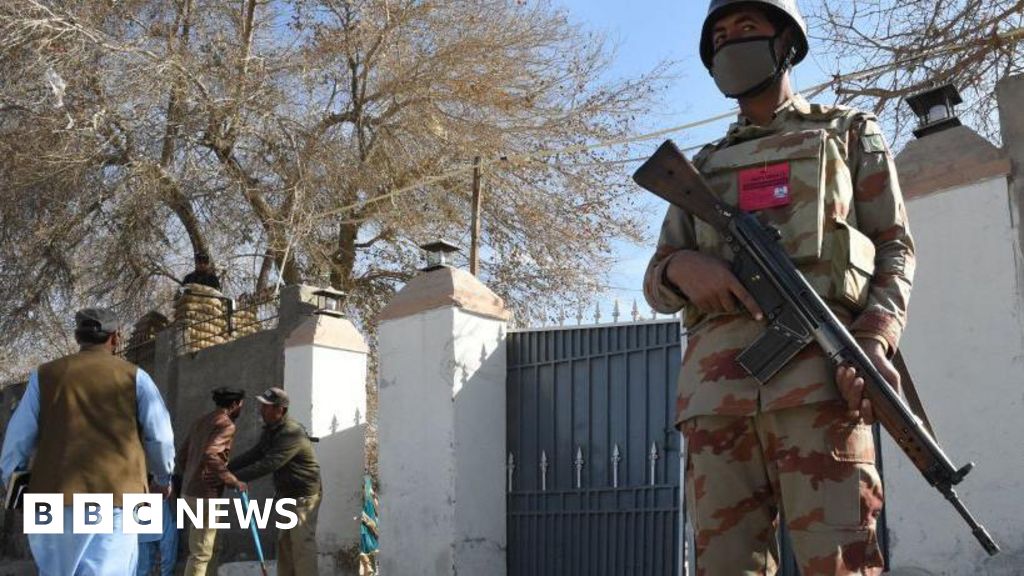 Pakistan: School bus attack in Balochistan kills at least five people